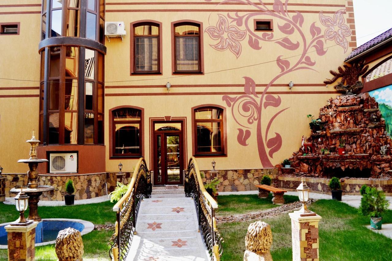 Shohkand Hotel Chkalovsk Exterior photo