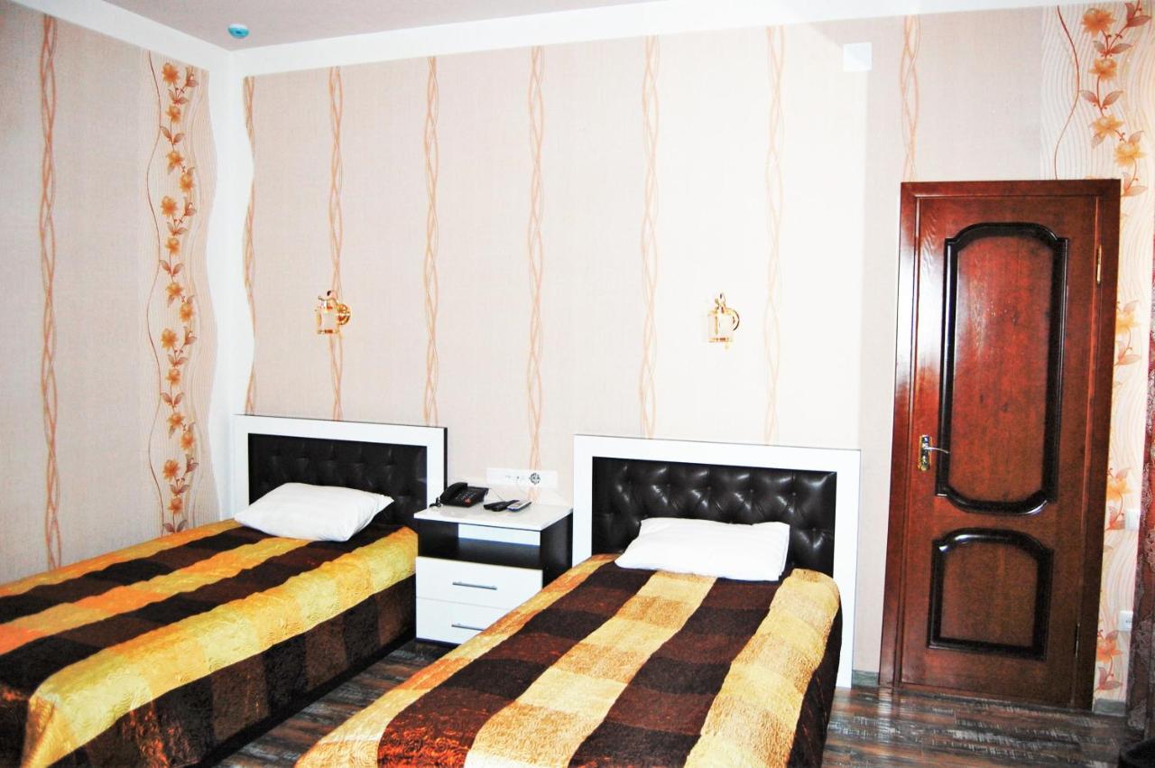 Shohkand Hotel Chkalovsk Exterior photo